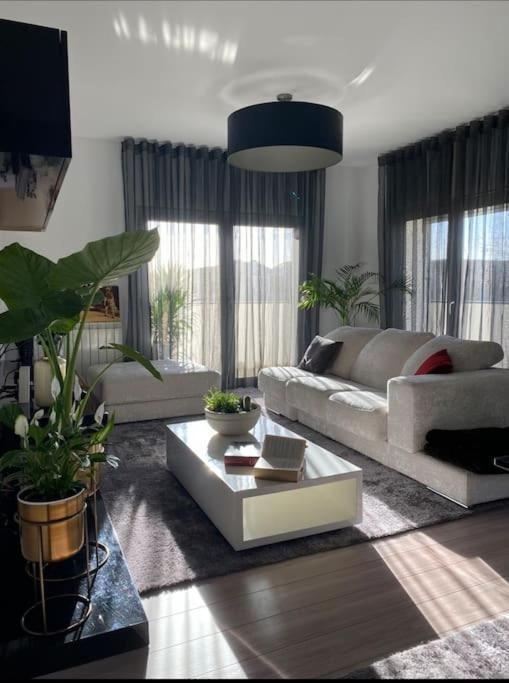 Riverside - Apartment Cruz Quebrada Екстер'єр фото