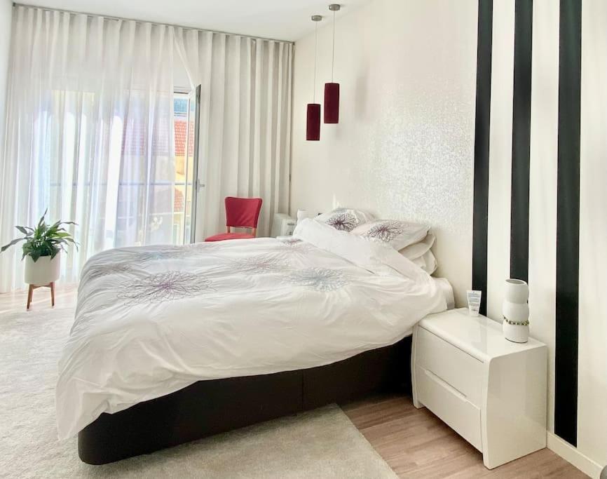 Riverside - Apartment Cruz Quebrada Екстер'єр фото